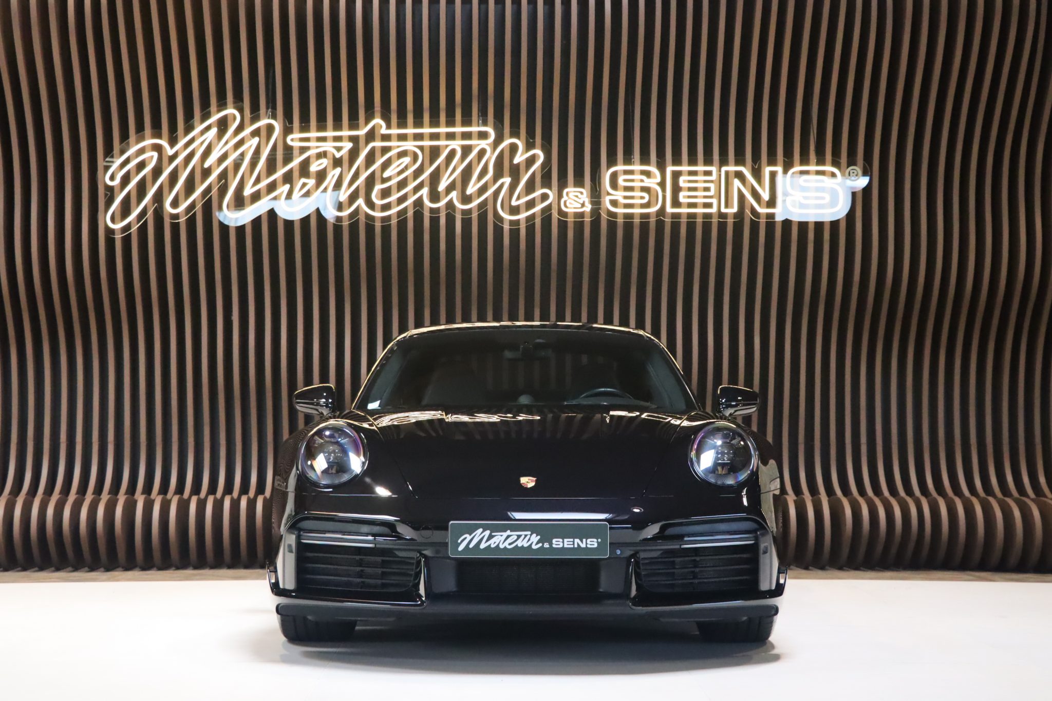 Porsche 911 Type 992 Turbo 580ch – 21 800 km – Noir Intense