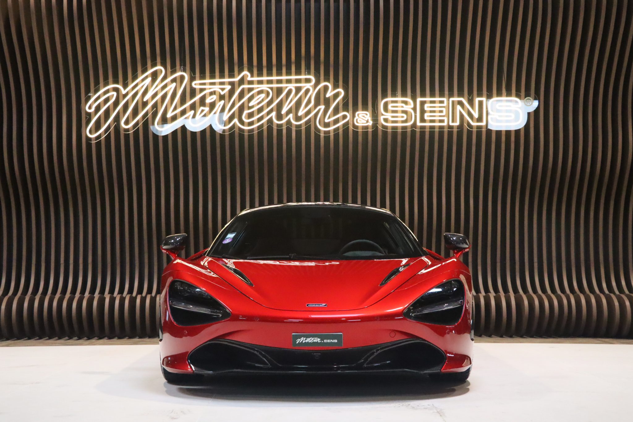 McLaren 720S Performance Coupé Launch Edition – Memphis Red
