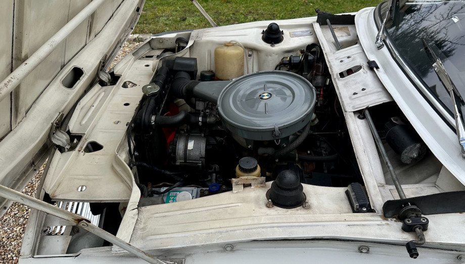 BMW 1600-2 Cabriolet Baur 1969, quatre places d'origine, blanc Chamonix – Photo 52