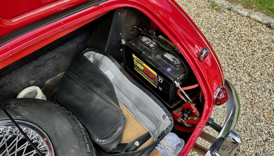 Austin Healey 3000 MK3 BJ8 1964 — Cabriolet restauré, 35 000 miles – Photo 21