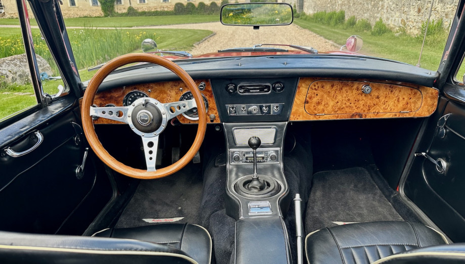 Austin Healey 3000 MK3 BJ8 1964 — Cabriolet restauré, 35 000 miles – Photo 33