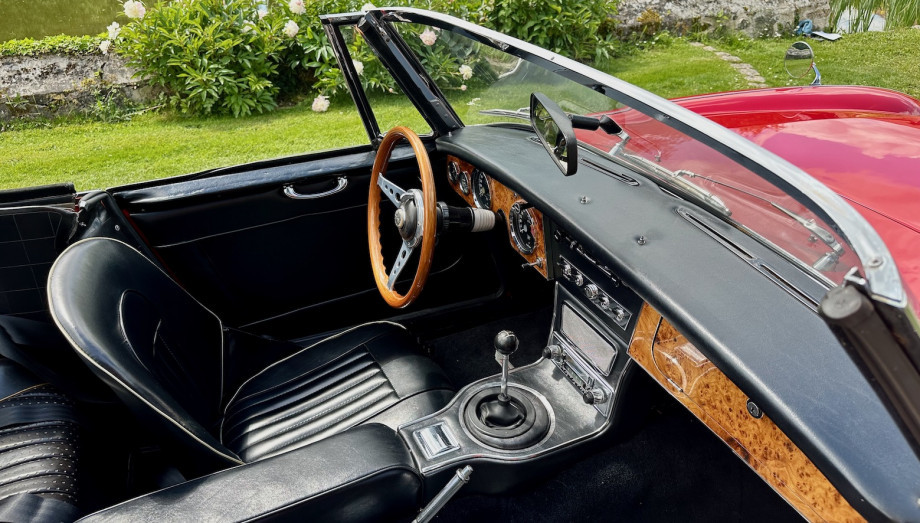 Austin Healey 3000 MK3 BJ8 1964 — Cabriolet restauré, 35 000 miles – Photo 36