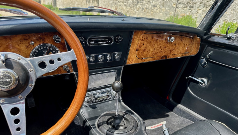 Austin Healey 3000 MK3 BJ8 1964 — Cabriolet restauré, 35 000 miles – Photo 42