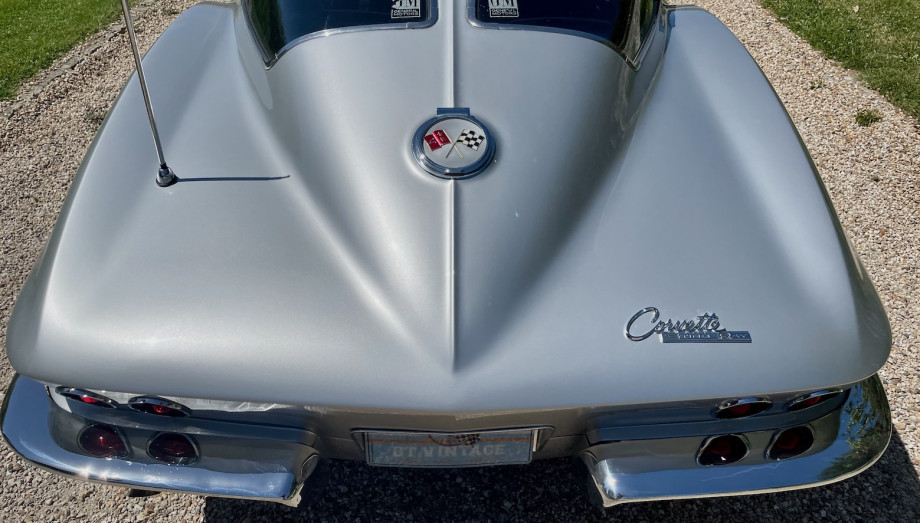 Chevrolet Corvette C2 Sting Ray Split Window 1963 – 327ci Matching Numbers – Photo 6