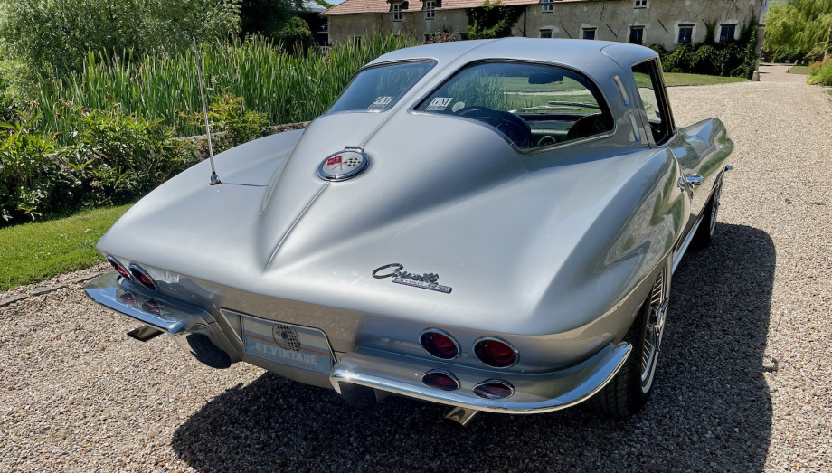Chevrolet Corvette C2 Sting Ray Split Window 1963 – 327ci Matching Numbers – Photo 18