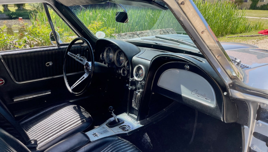 Chevrolet Corvette C2 Sting Ray Split Window 1963 – 327ci Matching Numbers – Photo 26