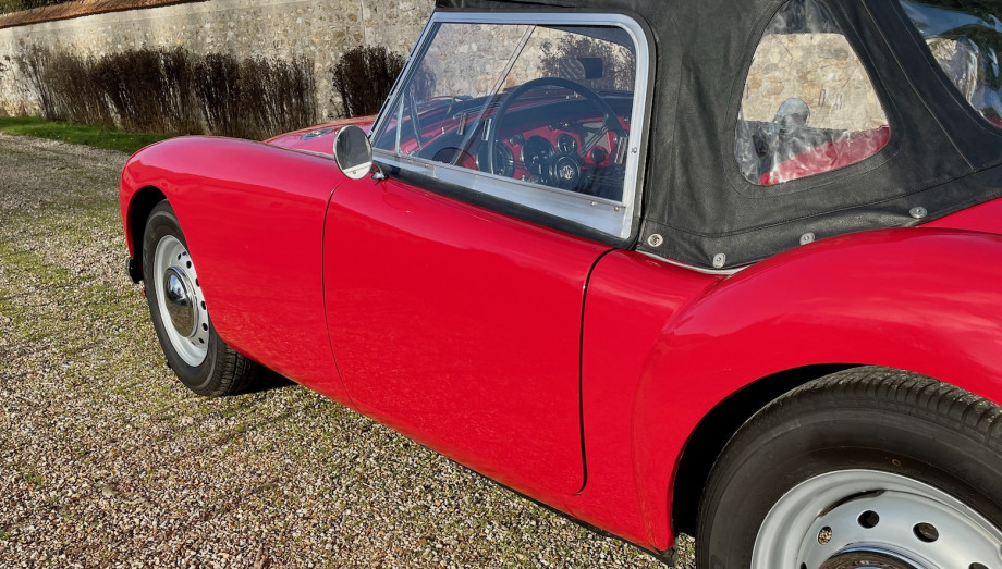 MG A MK1 Roadster 1960 — Restauration atelier, moteur neuf – Photo 7