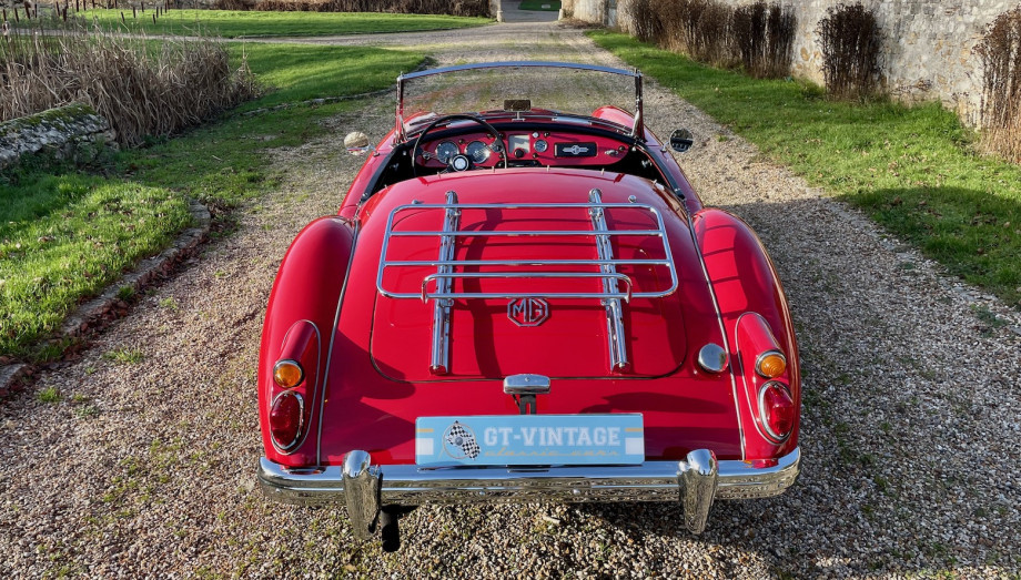 MG A MK1 Roadster 1960 — Restauration atelier, moteur neuf – Photo 4