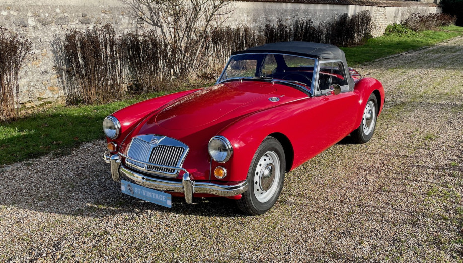 MG A MK1 Roadster 1960 — Restauration atelier, moteur neuf – Photo 6
