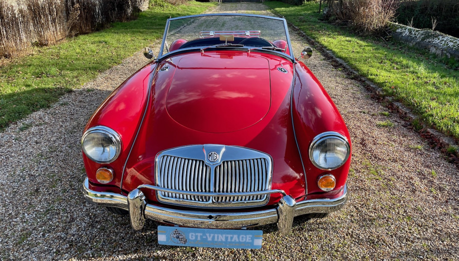 MG A MK1 Roadster 1960 — Restauration atelier, moteur neuf – Photo 19