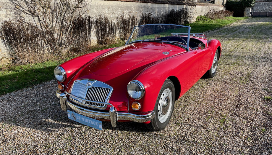 MG A MK1 Roadster 1960 — Restauration atelier, moteur neuf – Photo 20