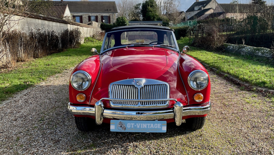 MG A MK1 Roadster 1960 — Restauration atelier, moteur neuf – Photo 28