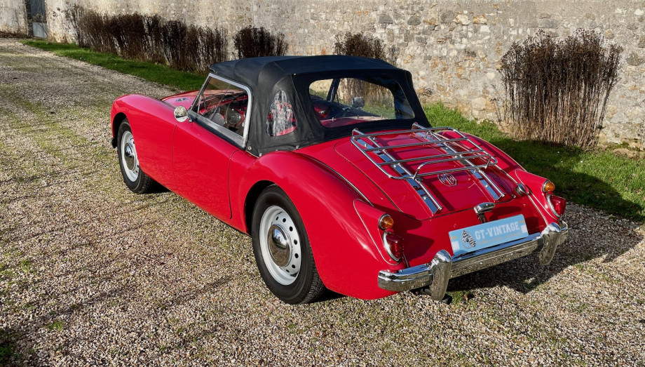 MG A MK1 Roadster 1960 — Restauration atelier, moteur neuf – Photo 33