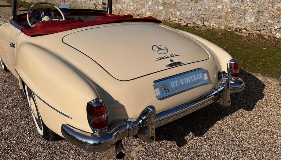 Mercedes-Benz 190 SL 1962 – Cabriolet de collection, 45 000 miles – Photo 4