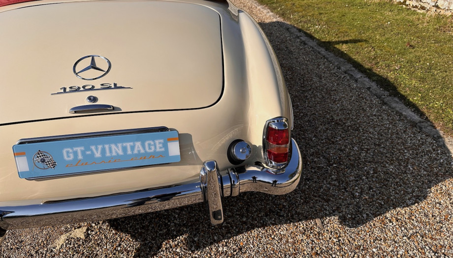 Mercedes-Benz 190 SL 1962 – Cabriolet de collection, 45 000 miles – Photo 32