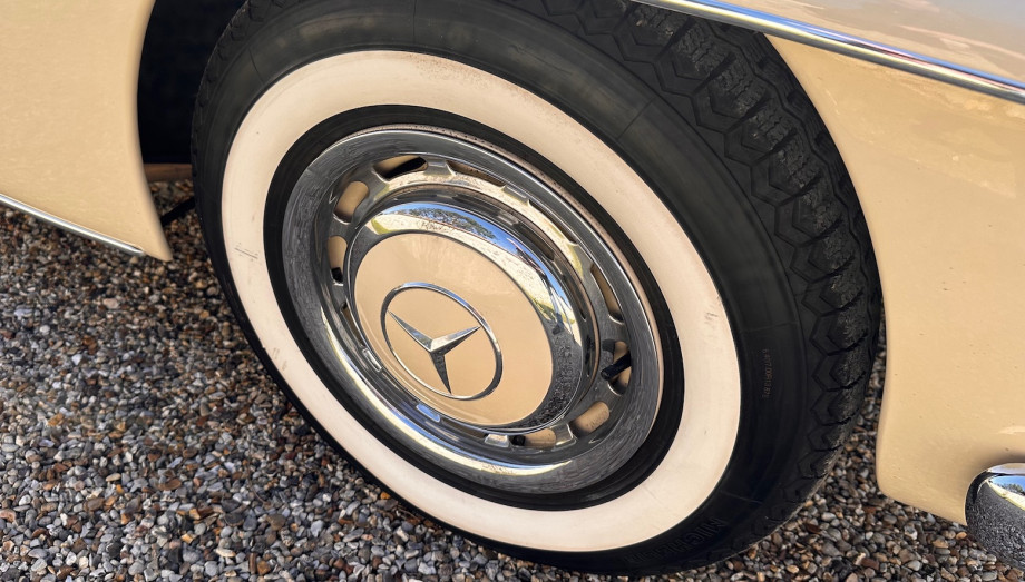 Mercedes-Benz 190 SL 1962 – Cabriolet de collection, 45 000 miles – Photo 33