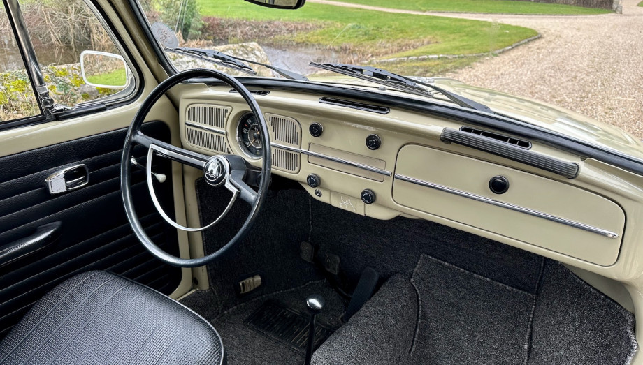 Volkswagen Coccinelle 1300 – 1968, restaurée, 15 950 km d'origine – Photo 31