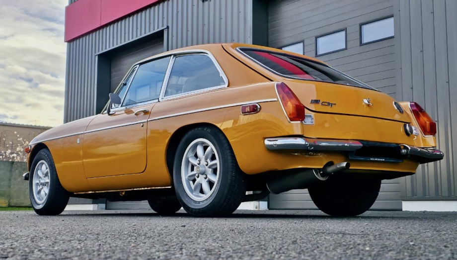 MGB GT 1970 « Split Bumpers » – Coupé anglais d'origine américaine – Photo 12