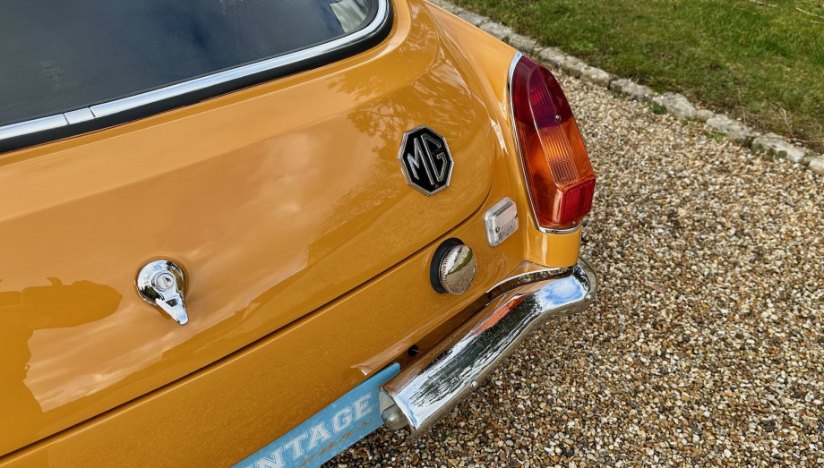 MGB GT 1970 « Split Bumpers » – Coupé anglais d'origine américaine – Photo 25
