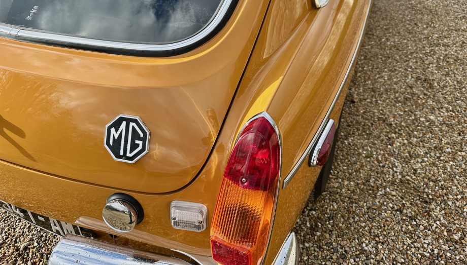 MGB GT 1970 « Split Bumpers » – Coupé anglais d'origine américaine – Photo 28