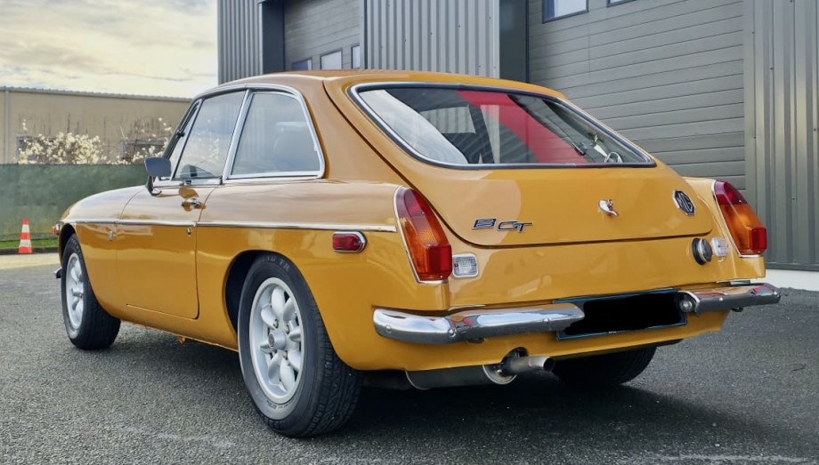 MGB GT 1970 « Split Bumpers » – Coupé anglais d'origine américaine – Photo 30