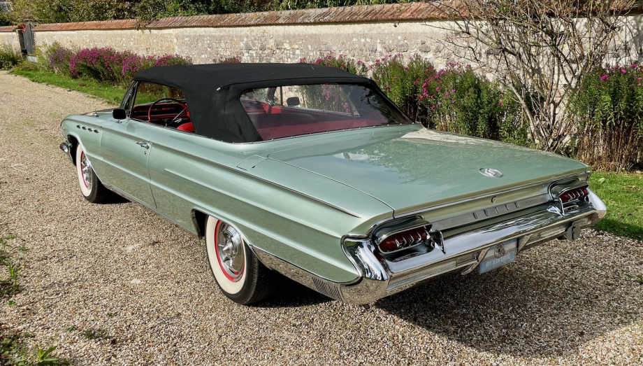 Buick Electra 225 Cabriolet 1961 — Exemplaire français d'origine – Photo 18