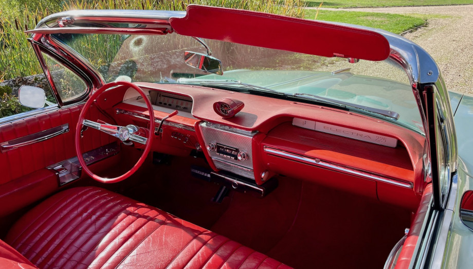 Buick Electra 225 Cabriolet 1961 — Exemplaire français d'origine – Photo 37