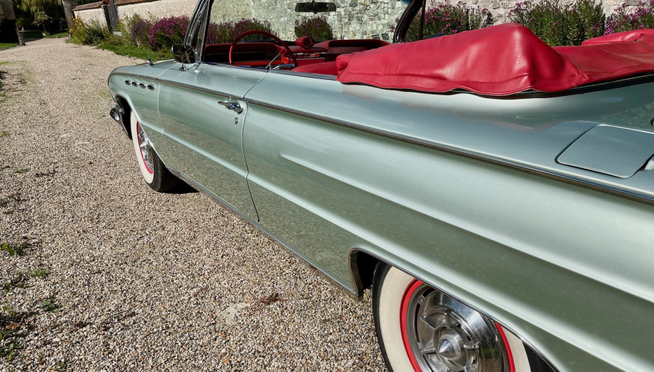 Buick Electra 225 Cabriolet 1961 — Exemplaire français d'origine – Photo 32