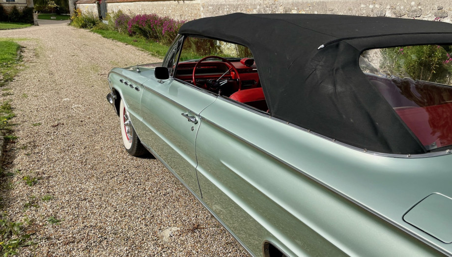 Buick Electra 225 Cabriolet 1961 — Exemplaire français d'origine – Photo 33