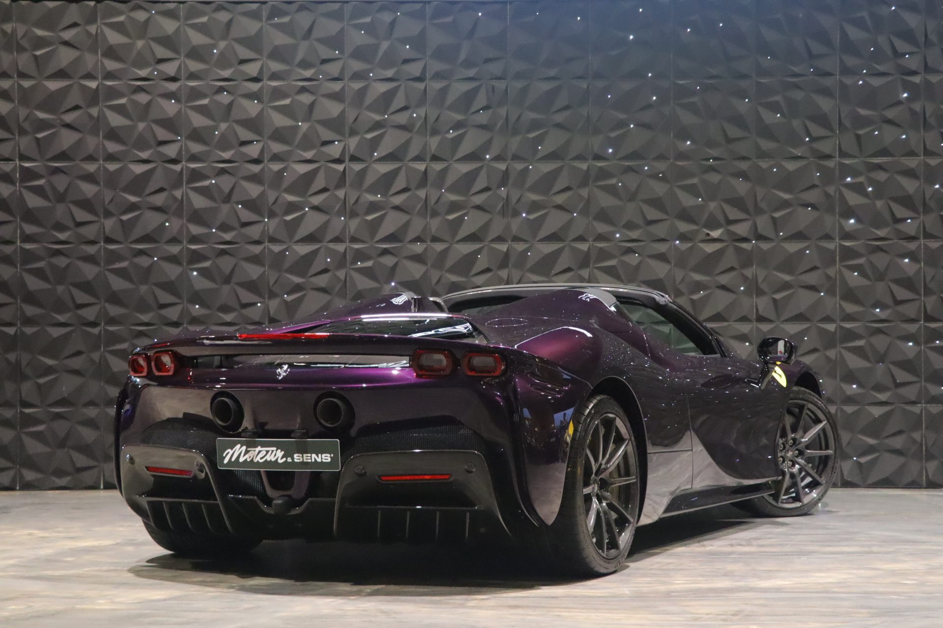 Ferrari SF90 Spider Viola Hong Kong – Première main, 650 km – Photo 2