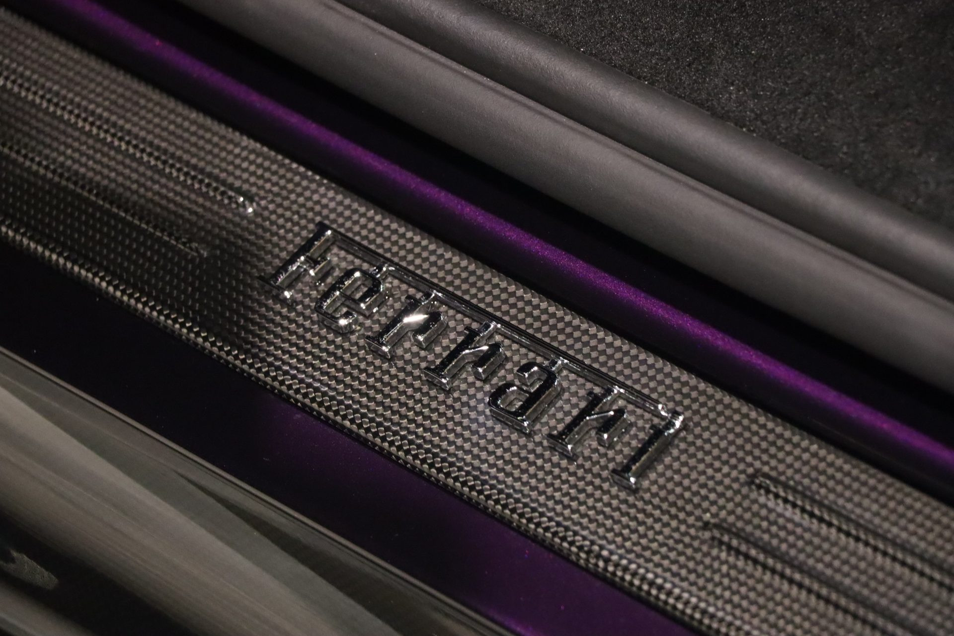Ferrari SF90 Spider Viola Hong Kong – Première main, 650 km – Photo 14