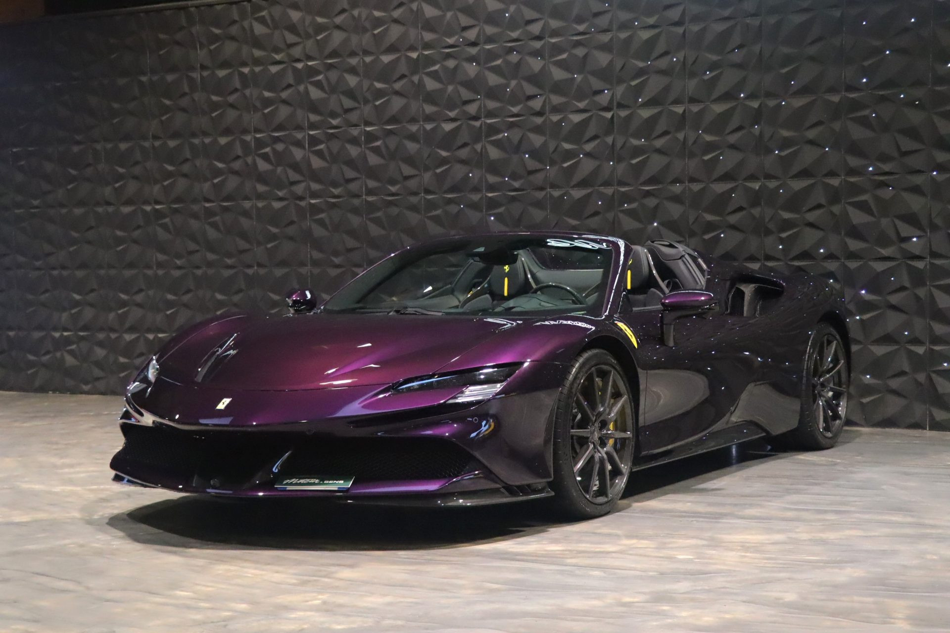 Ferrari SF90 Spider Viola Hong Kong – Première main, 650 km – Photo 44