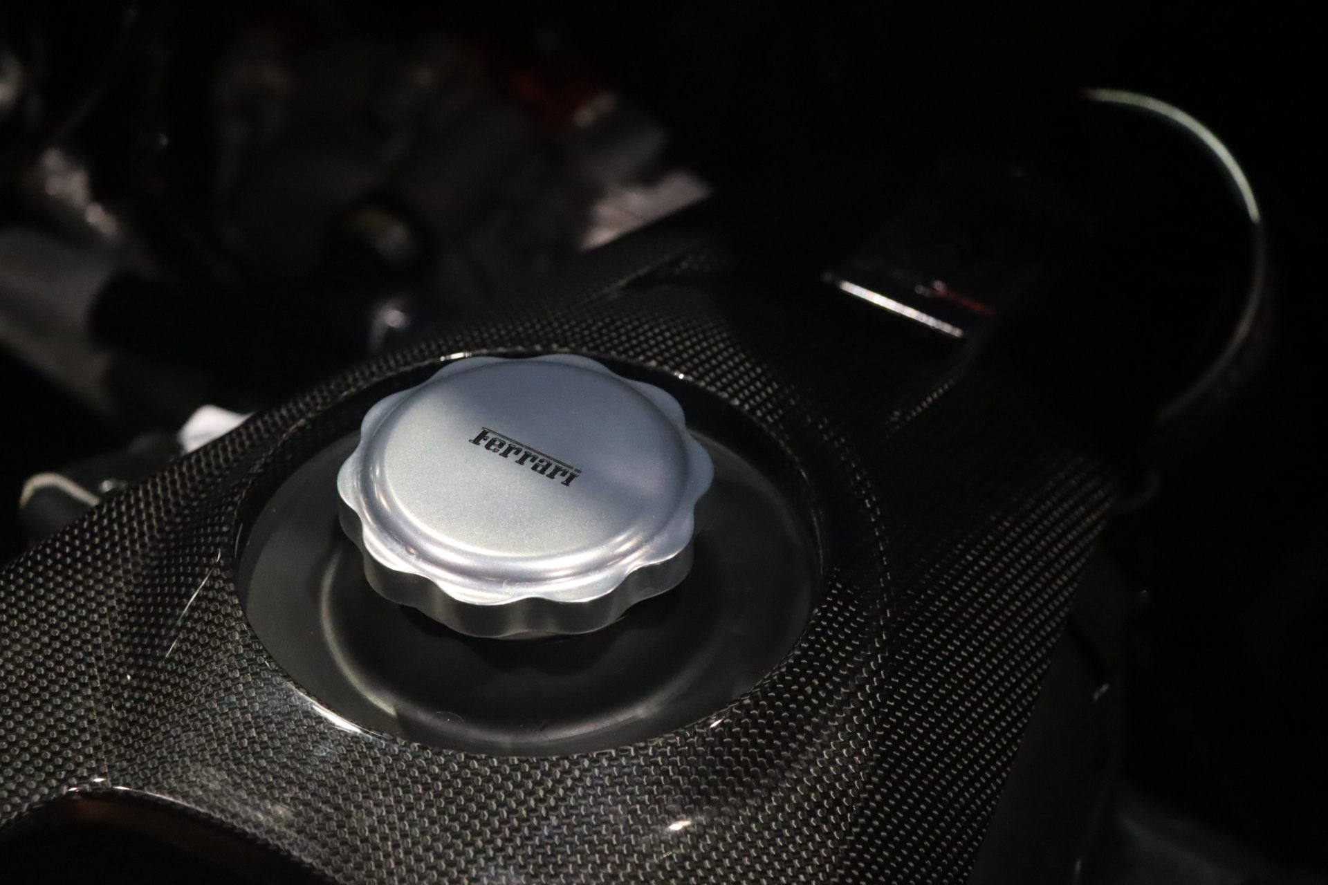 Ferrari SF90 Spider Viola Hong Kong – Première main, 650 km – Photo 54