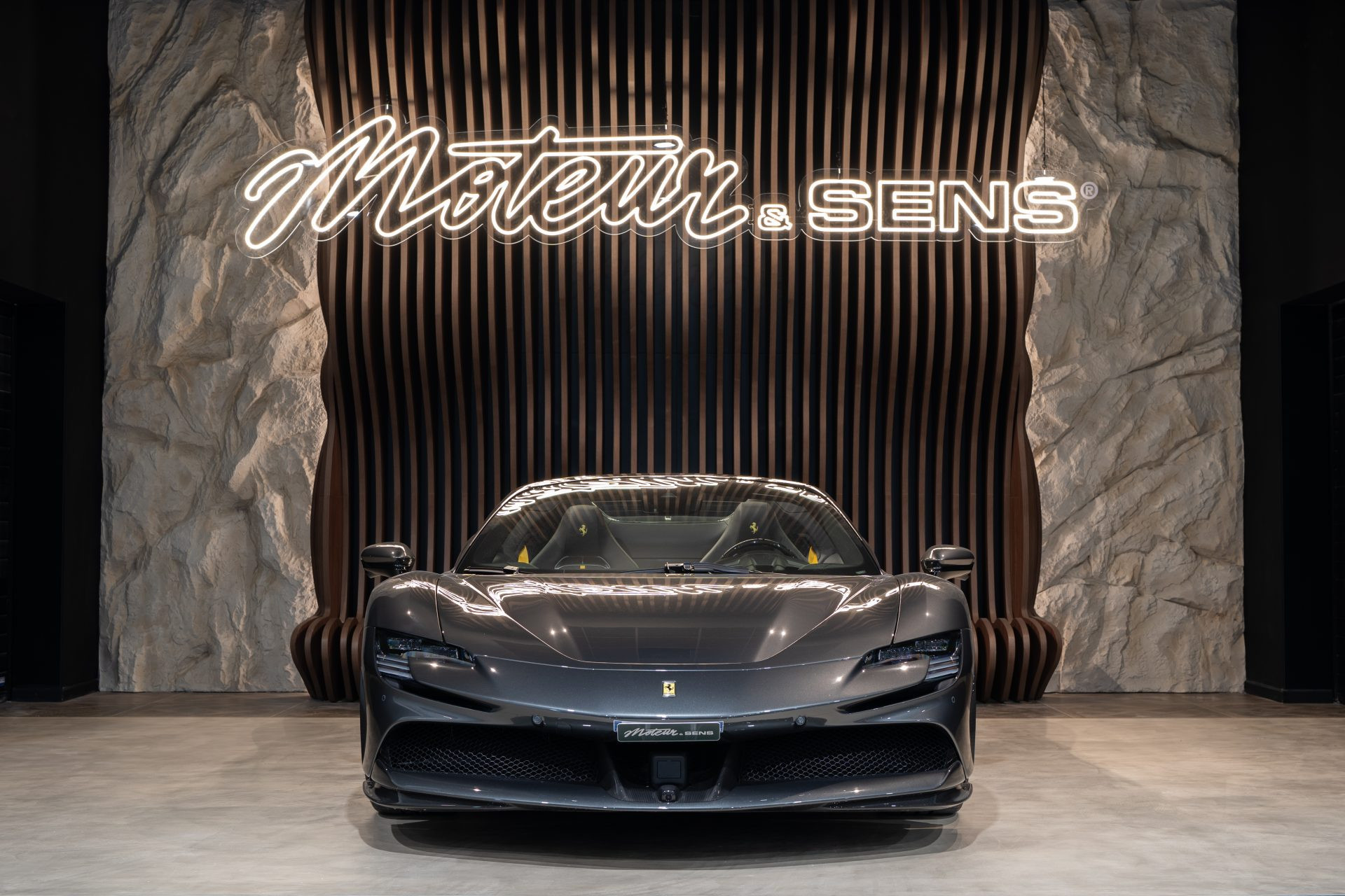 Ferrari SF90 Spider 1000 ch – Grigio Silverstone – 5400 km – Photo 3