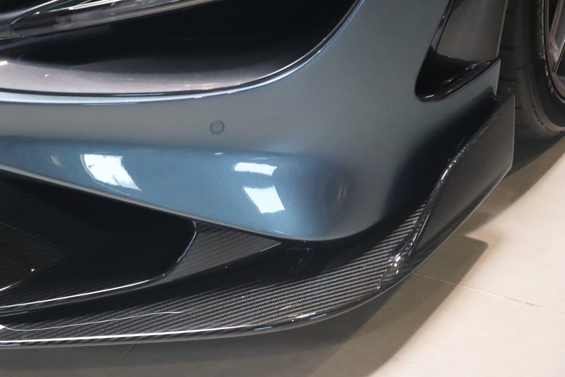 McLaren 765LT Coupé – Gris Saros, 8 370 km, configuration Track – Photo 35