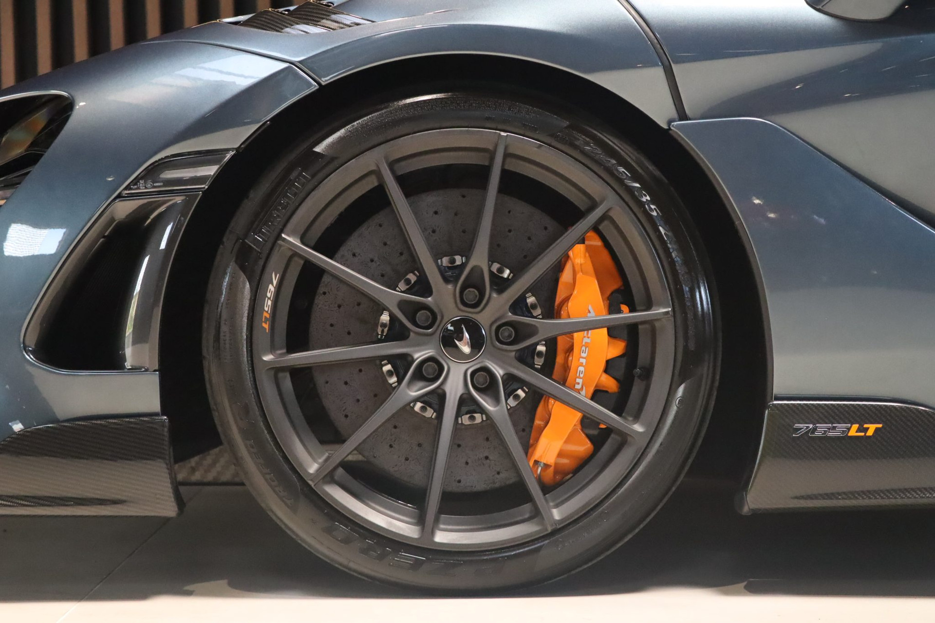 McLaren 765LT Coupé – Gris Saros, 8 370 km, configuration Track – Photo 41