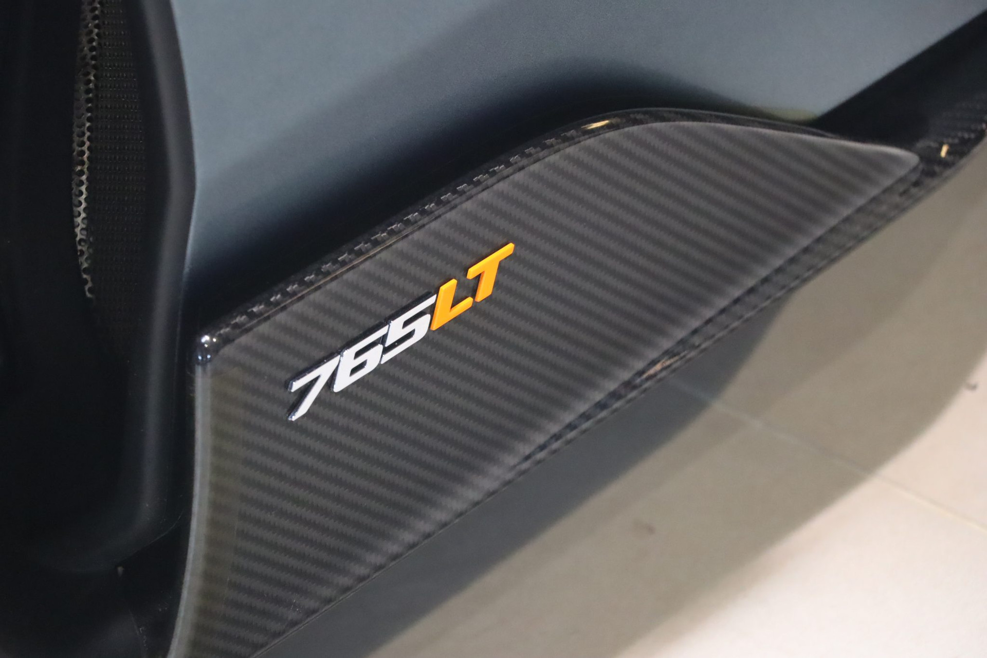 McLaren 765LT Coupé – Gris Saros, 8 370 km, configuration Track – Photo 44