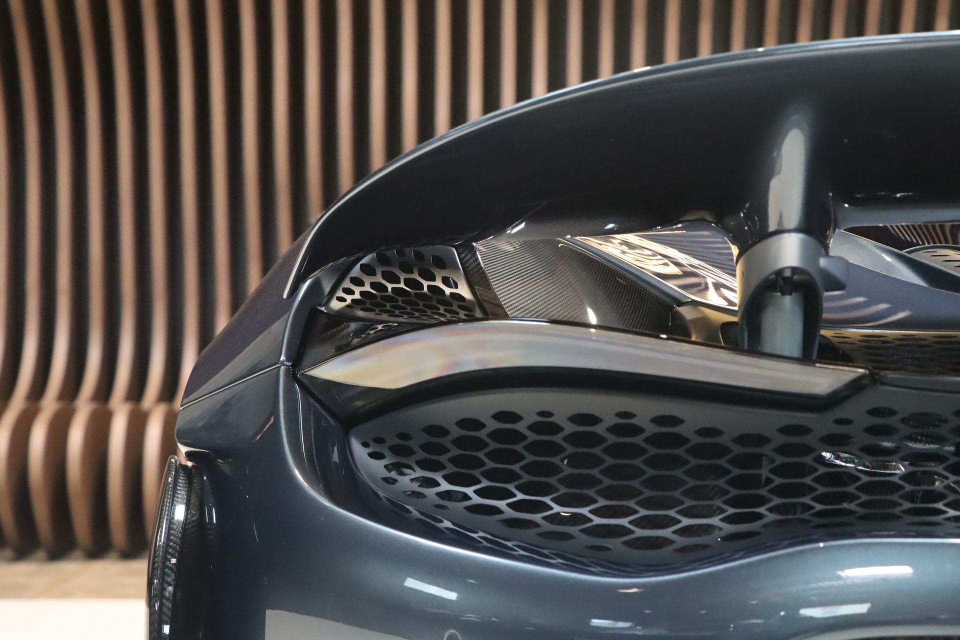 McLaren 765LT Coupé – Gris Saros, 8 370 km, configuration Track – Photo 47