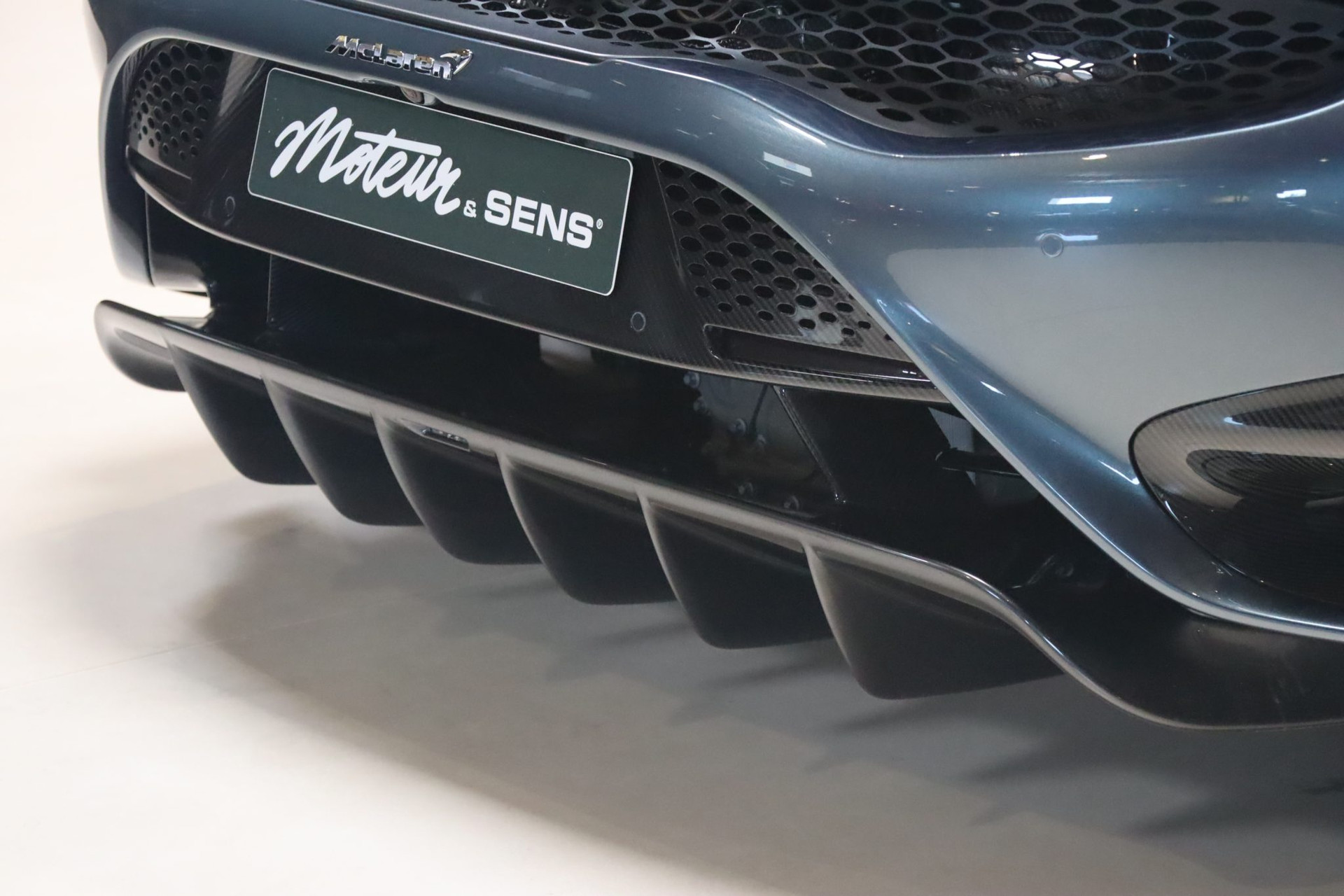 McLaren 765LT Coupé – Gris Saros, 8 370 km, configuration Track – Photo 49
