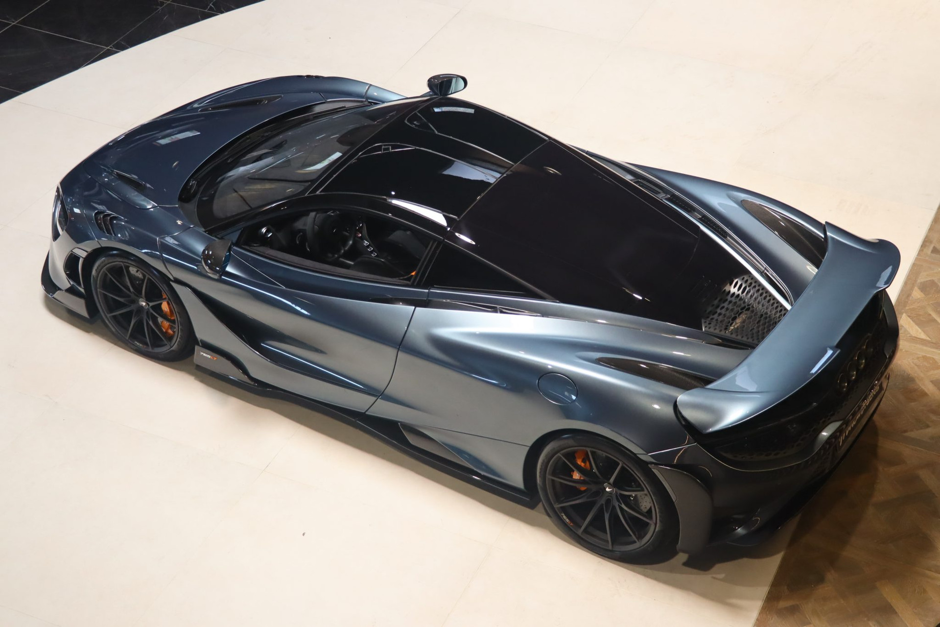 McLaren 765LT Coupé – Gris Saros, 8 370 km, configuration Track – Photo 50