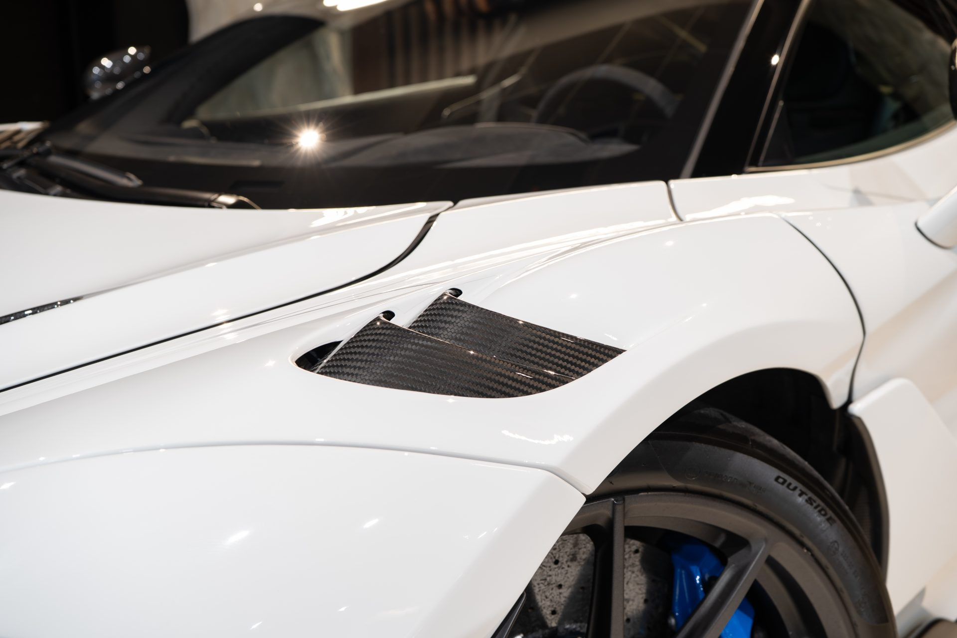 McLaren 765LT — Smoked White, 7 900 km, Aix-en-Provence – Photo 40