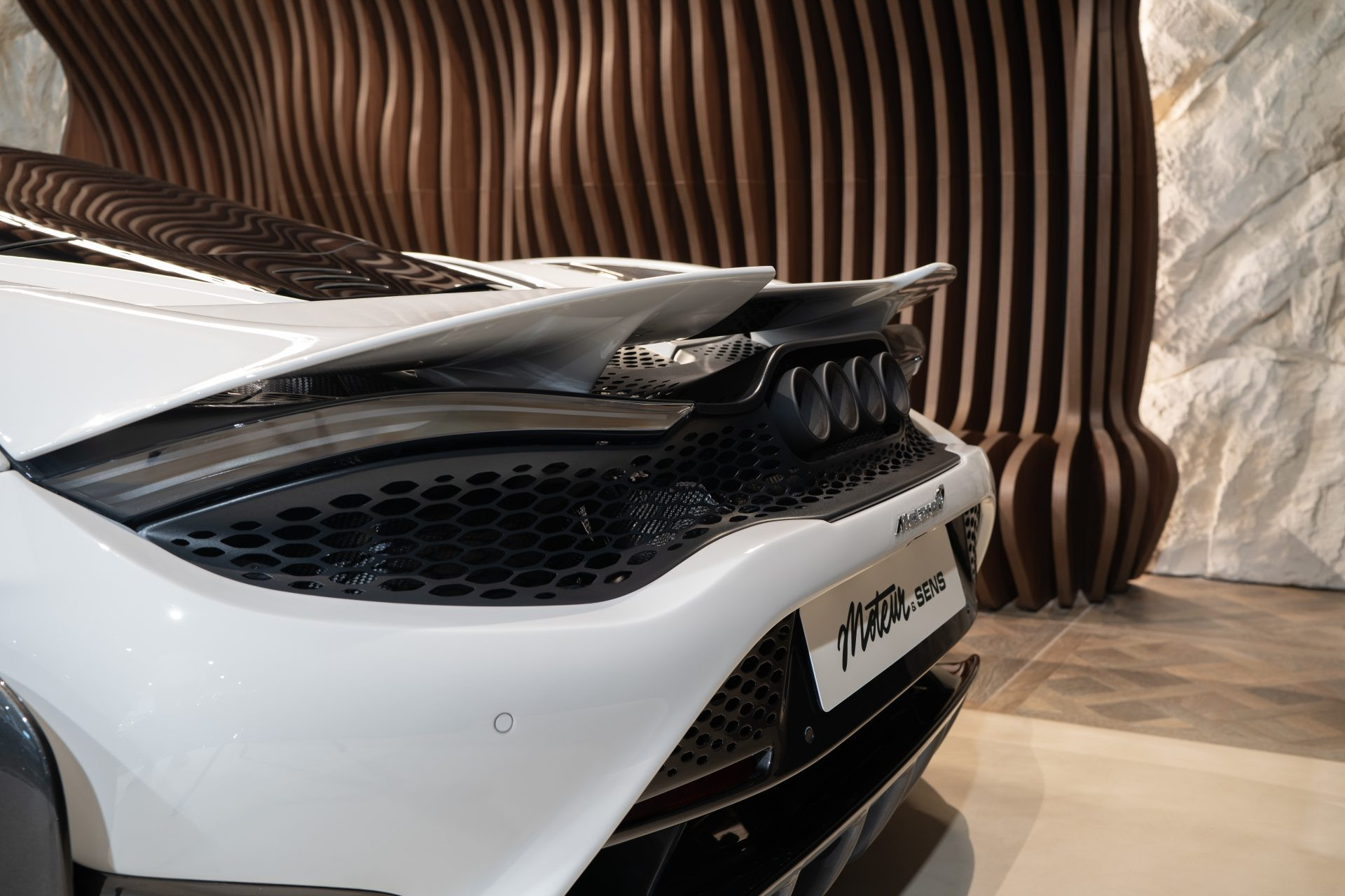 McLaren 765LT — Smoked White, 7 900 km, Aix-en-Provence – Photo 47