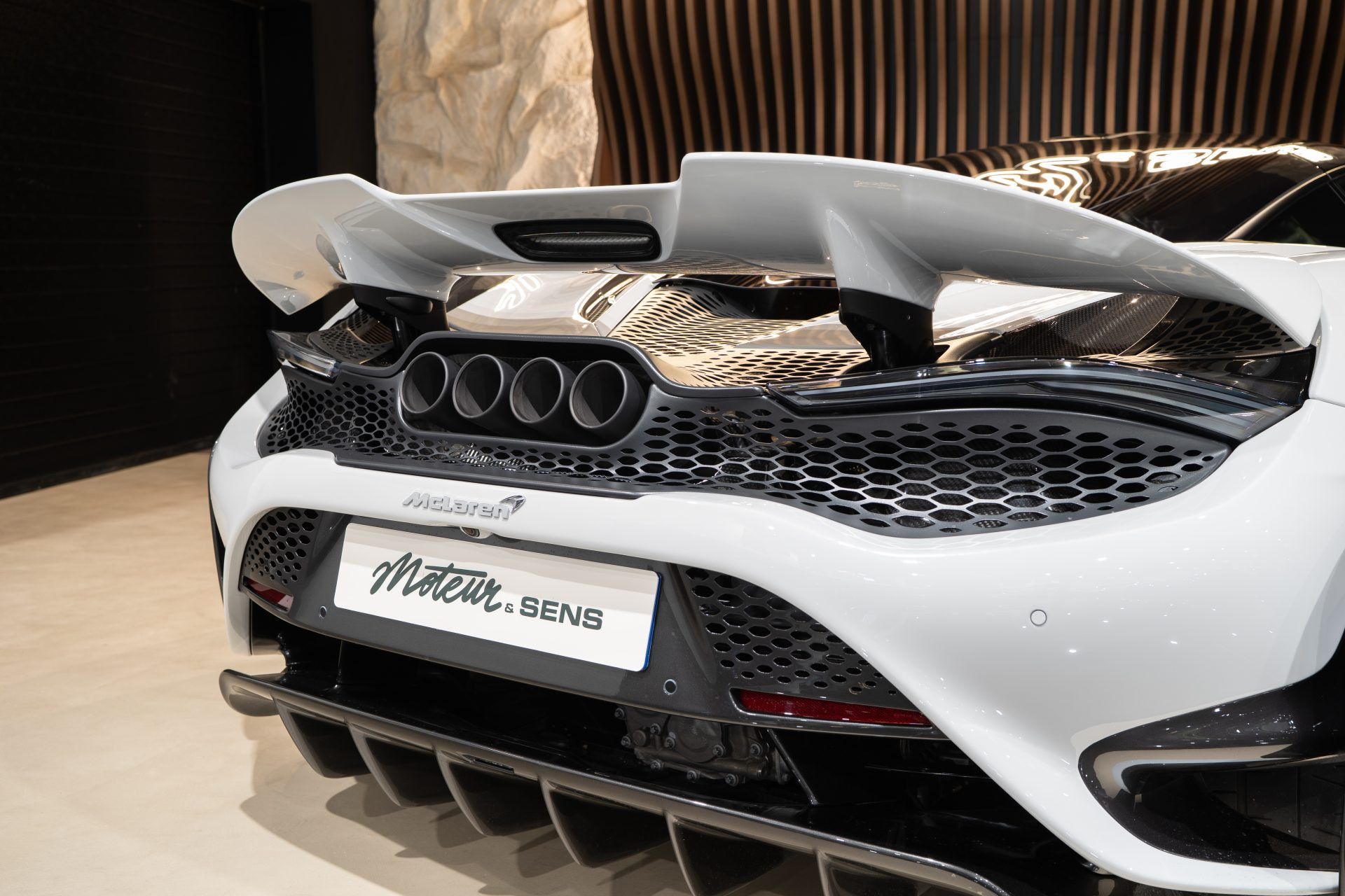 McLaren 765LT — Smoked White, 7 900 km, Aix-en-Provence – Photo 52