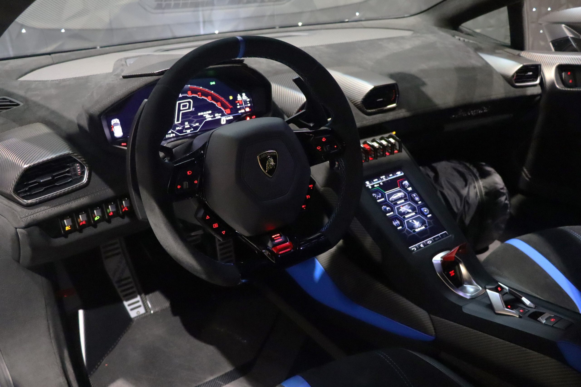 Lamborghini Huracan STO LP 640-2 — Super Trofeo Omologata – Photo 14