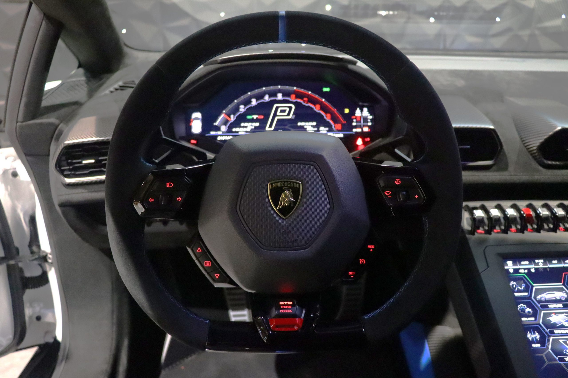 Lamborghini Huracan STO LP 640-2 — Super Trofeo Omologata – Photo 9