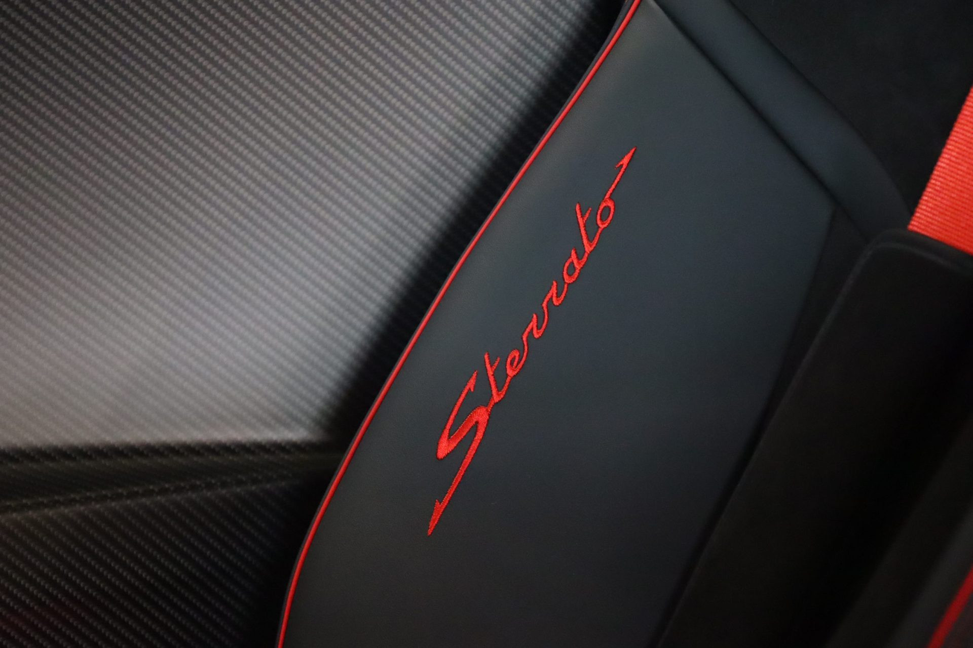 Lamborghini Huracán Sterrato Ad Personam — Nero Nemesis, série limitée – Photo 37