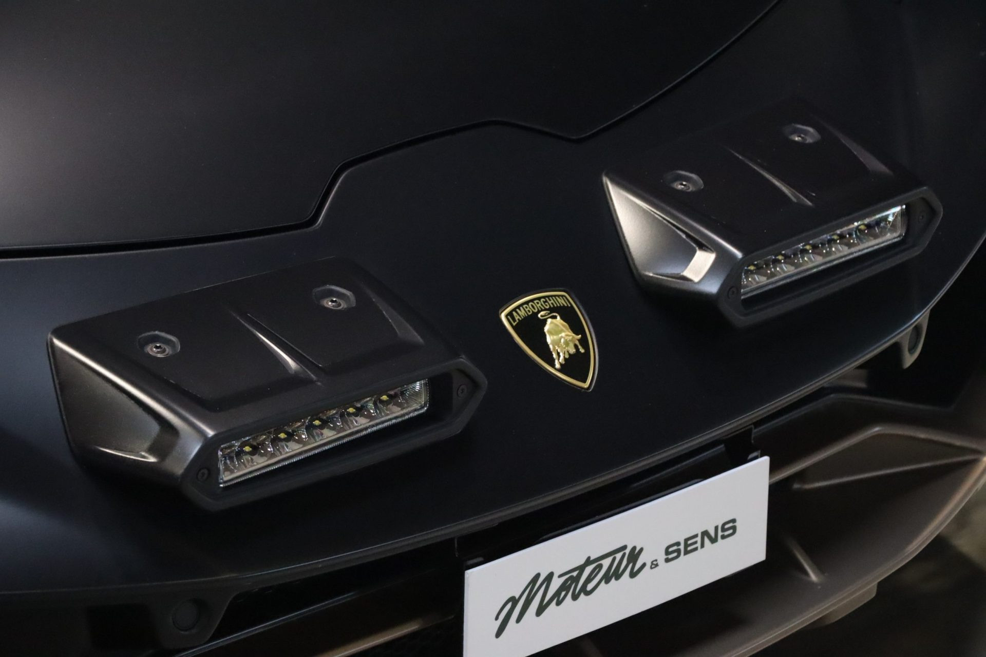Lamborghini Huracán Sterrato Ad Personam — Nero Nemesis, série limitée – Photo 41