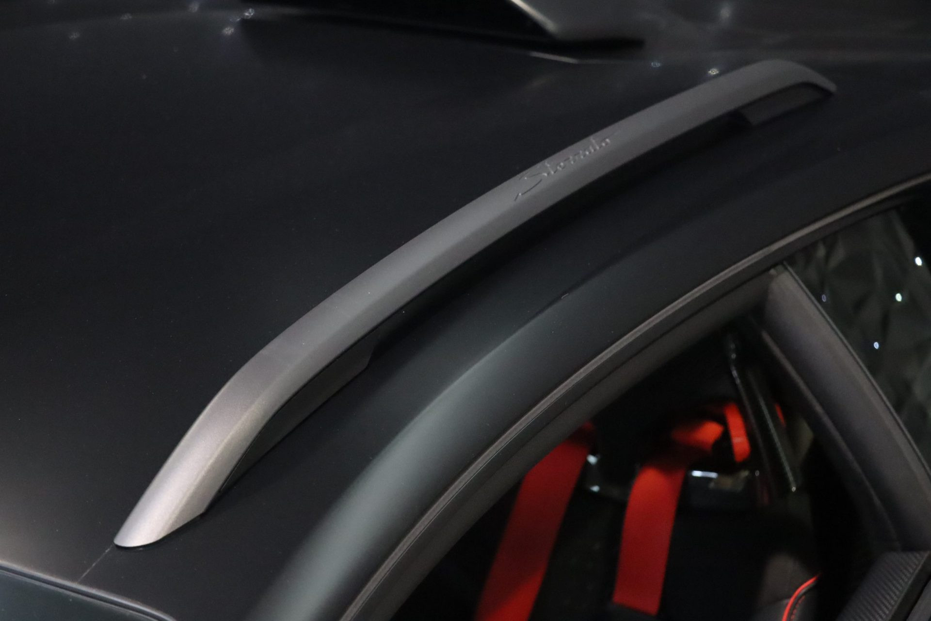 Lamborghini Huracán Sterrato Ad Personam — Nero Nemesis, série limitée – Photo 53