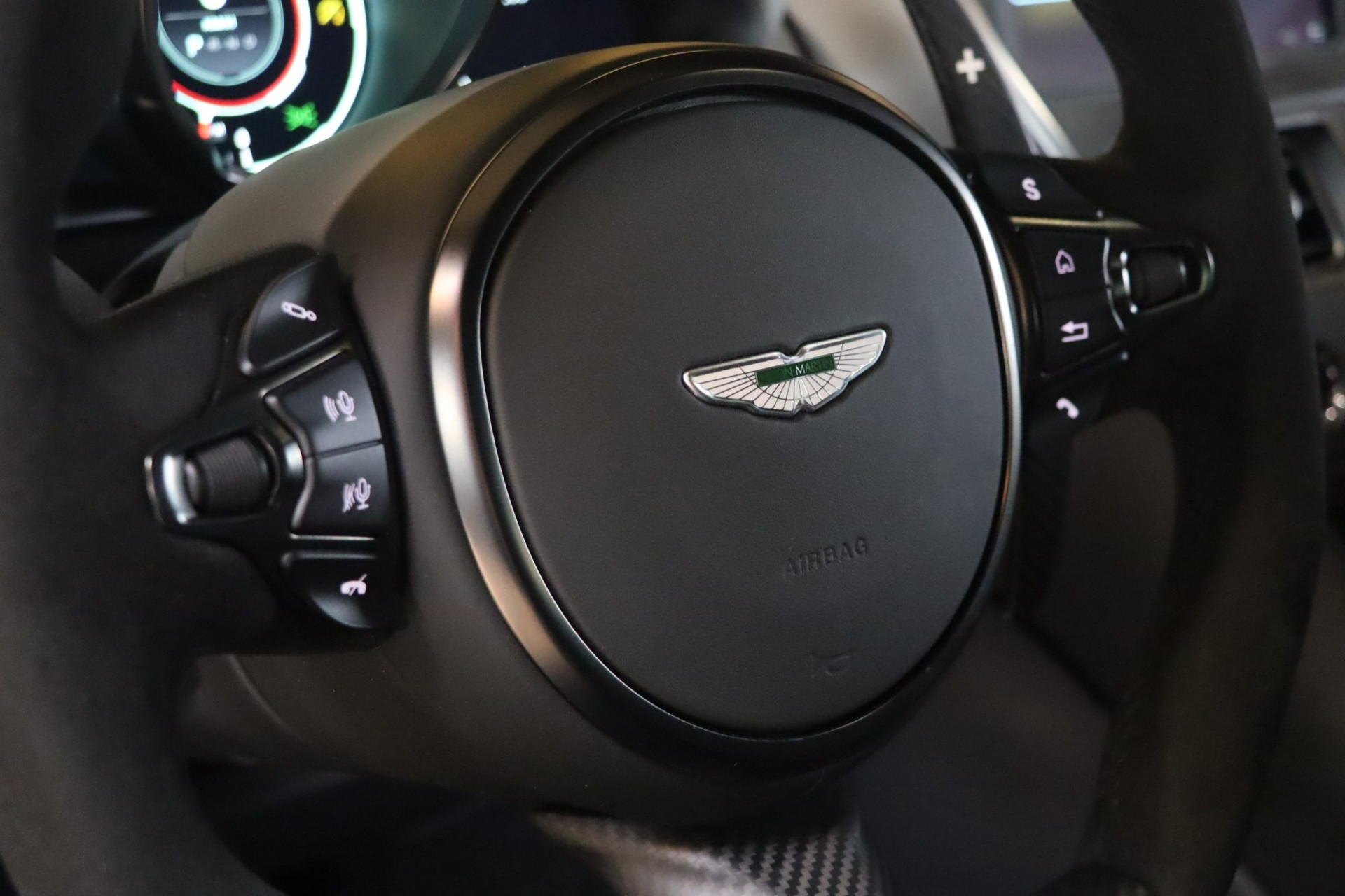 Aston Martin DBS 770 Ultimate – 770 ch, 1 of 300, Royal Indigo – Photo 25