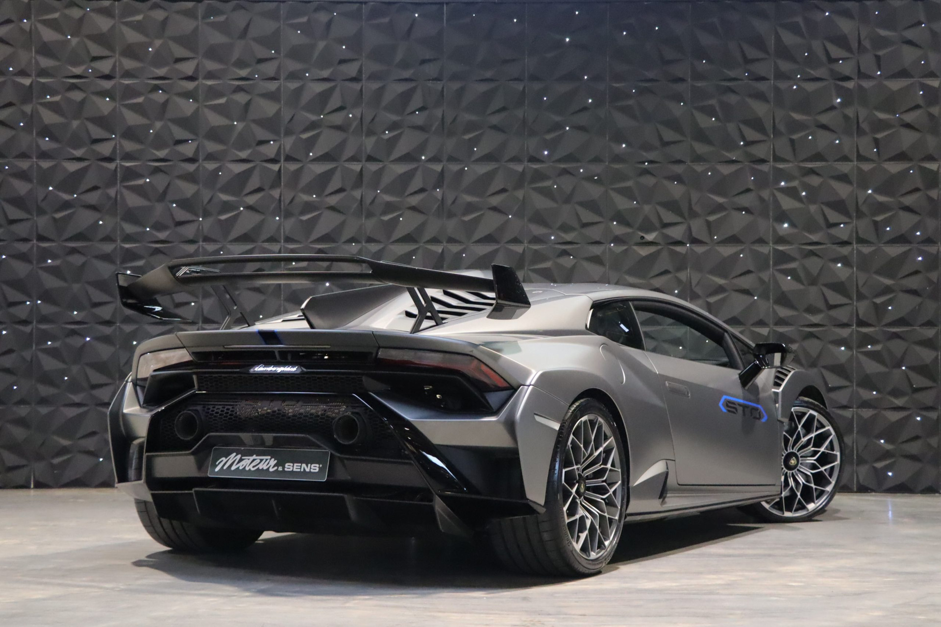 Lamborghini Huracan STO LP 640-2 – 8 800 km – Photo 2